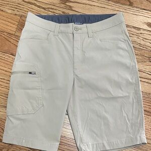 Eddie Bauer Men's Tan Cargo Shorts